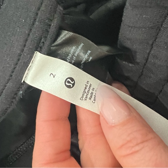 Lululemon Softstreme High-Rise Straight-Leg Cropped Pant - Picture 3 of 3